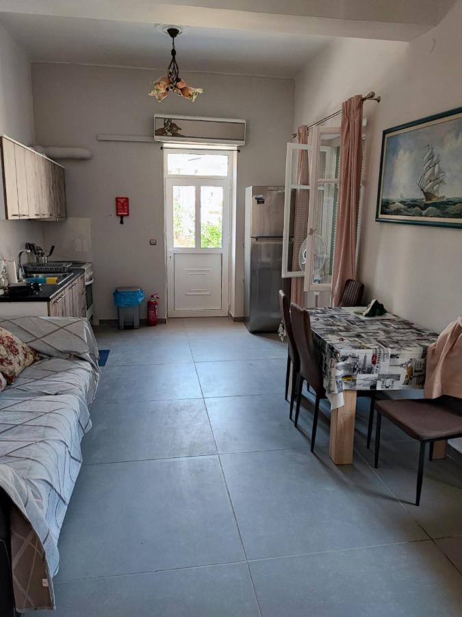Ευχάριστο Σπίτι Στο Κέντρο Της Πόλης Του Ναυπλίου. Leilighet Návplio Eksteriør bilde